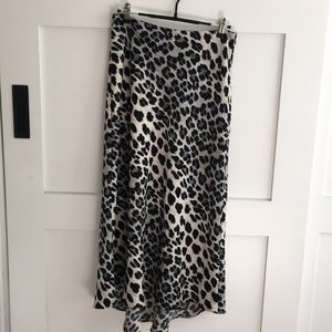 Leopard print Satin like Midi Skirt